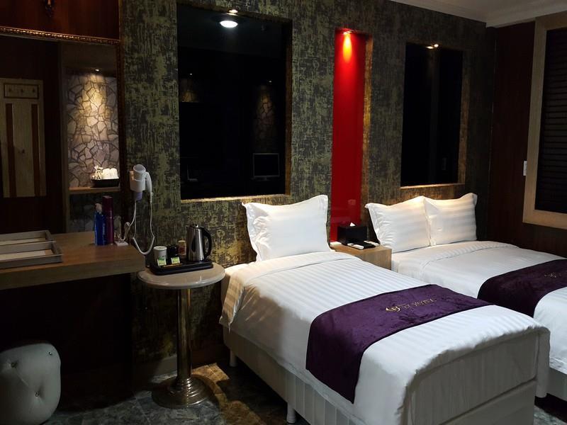 I.Y Hotel Szuvon Kültér fotó