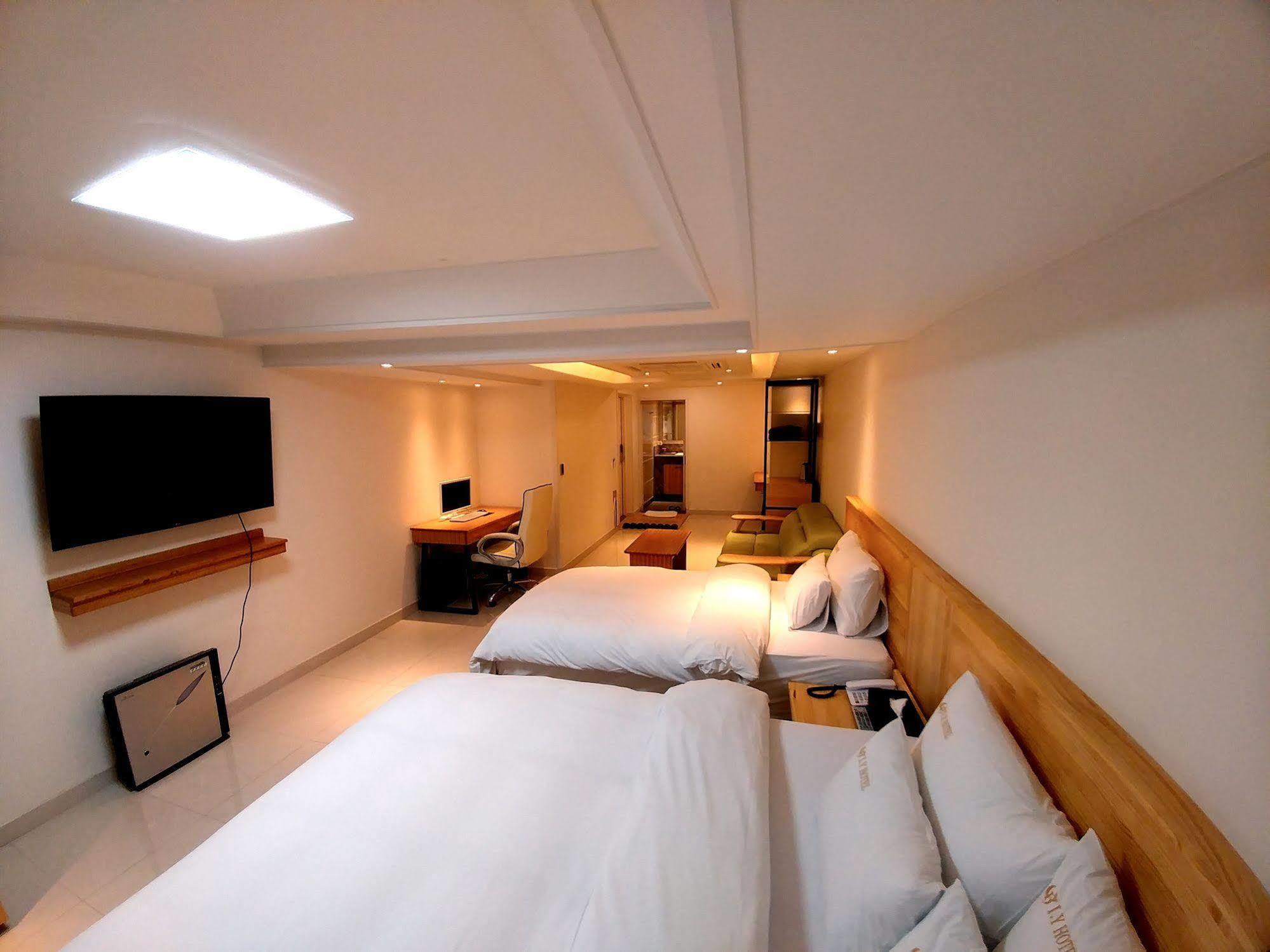 I.Y Hotel Szuvon Kültér fotó