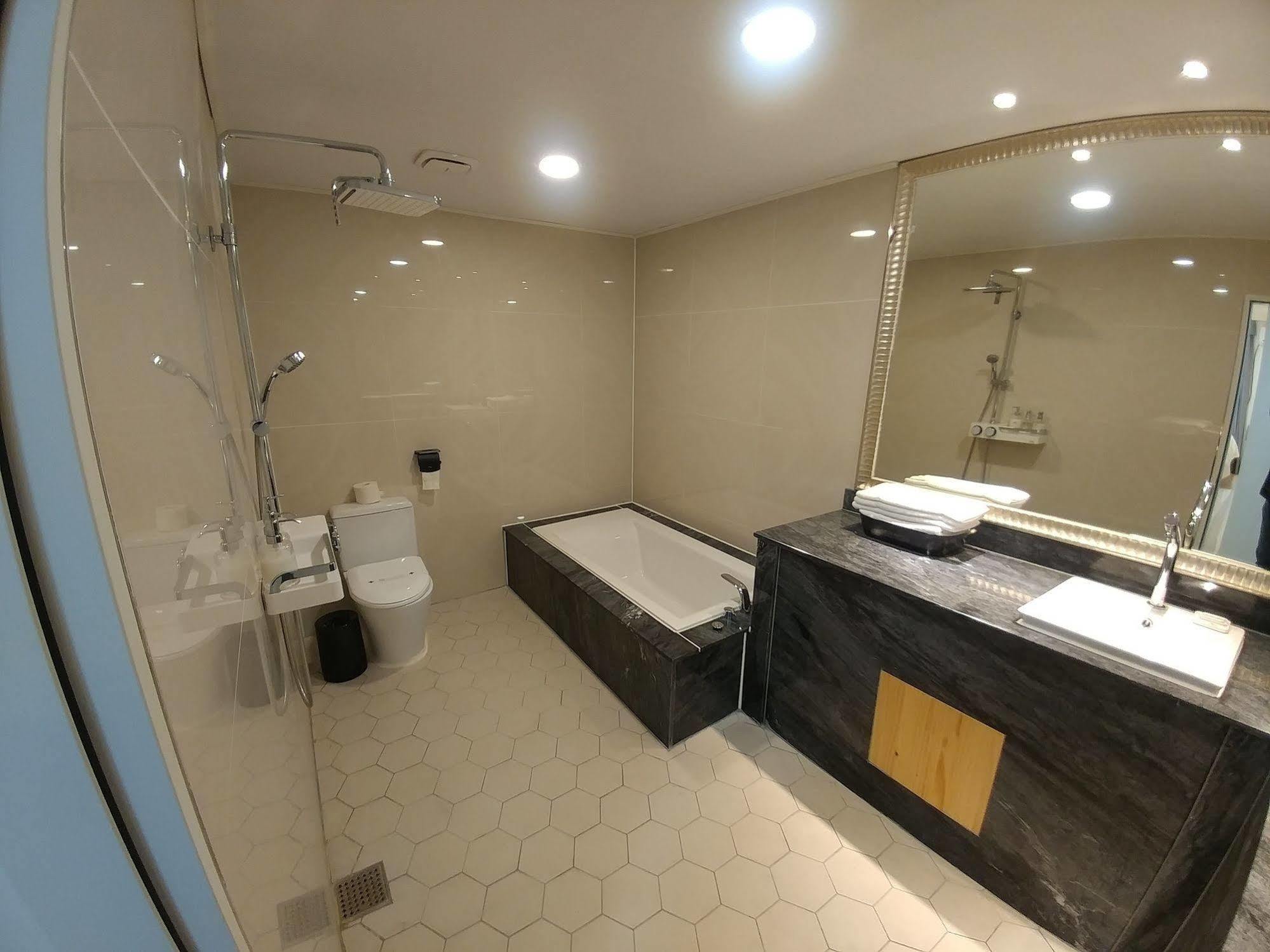 I.Y Hotel Szuvon Kültér fotó