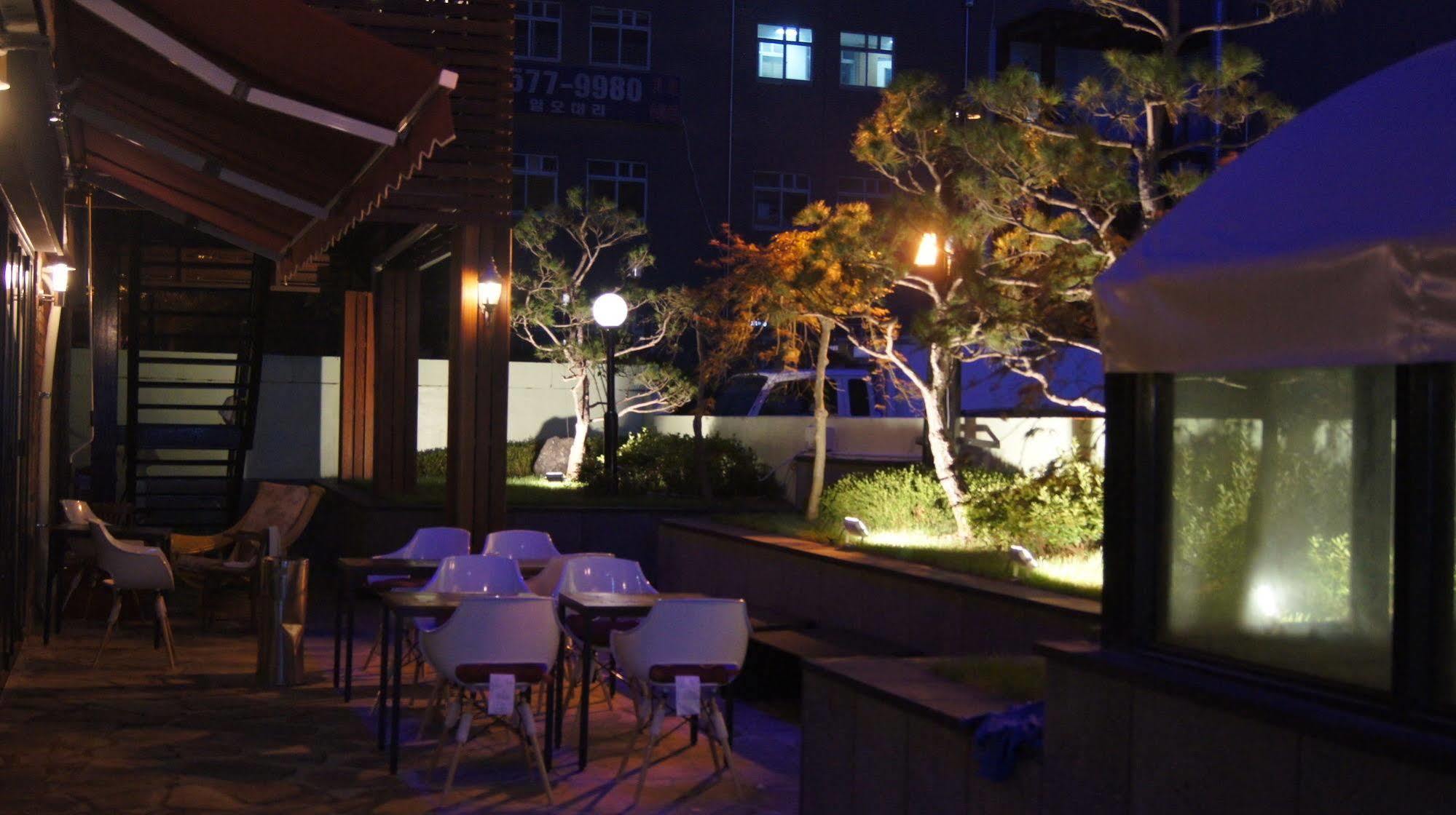 I.Y Hotel Szuvon Kültér fotó