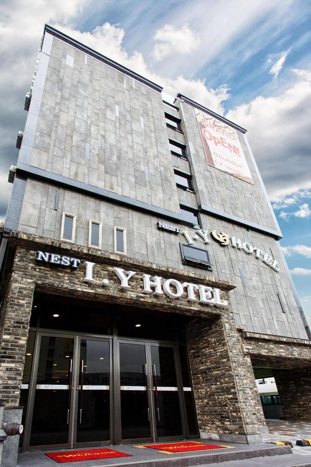 I.Y Hotel Szuvon Kültér fotó