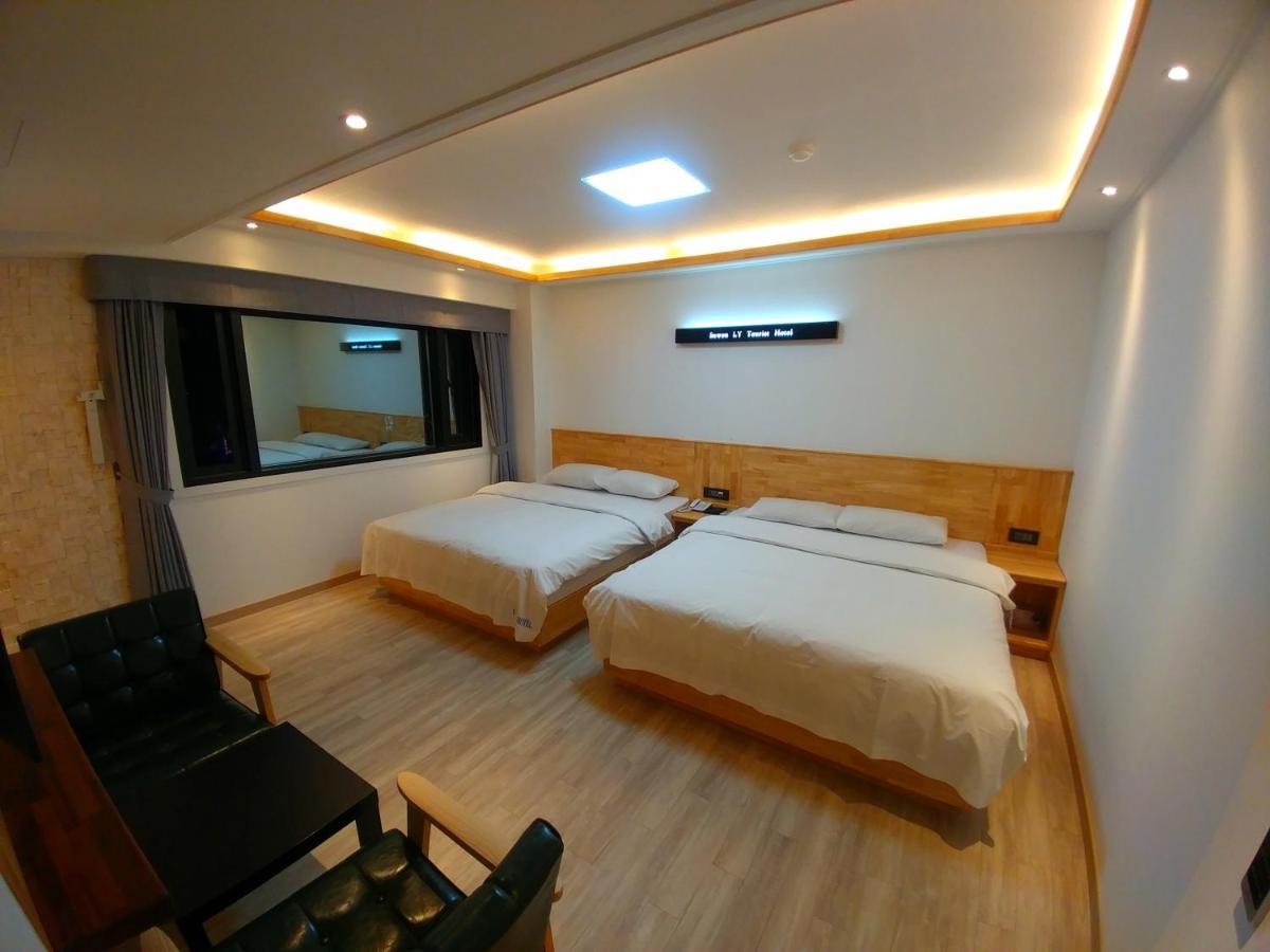 I.Y Hotel Szuvon Kültér fotó
