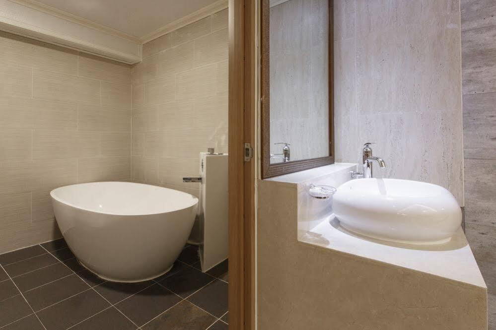 I.Y Hotel Szuvon Kültér fotó