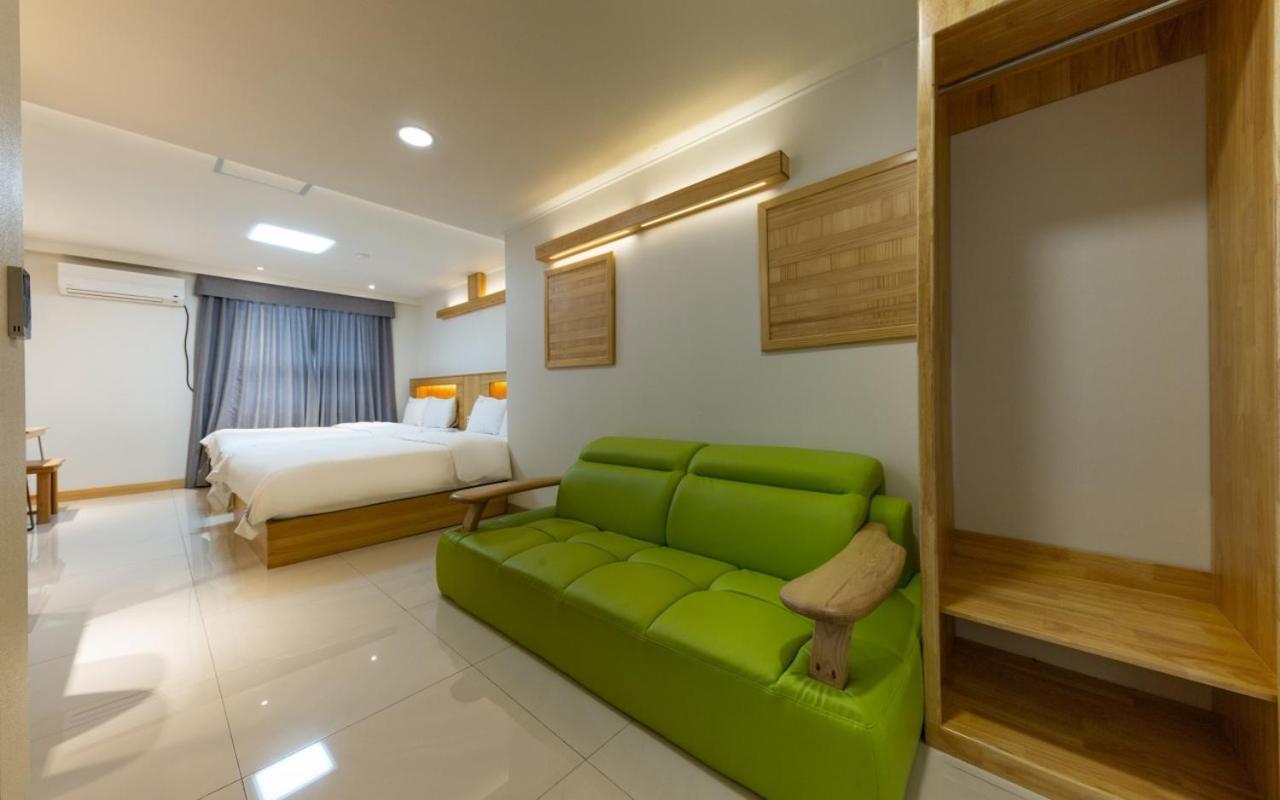 I.Y Hotel Szuvon Kültér fotó