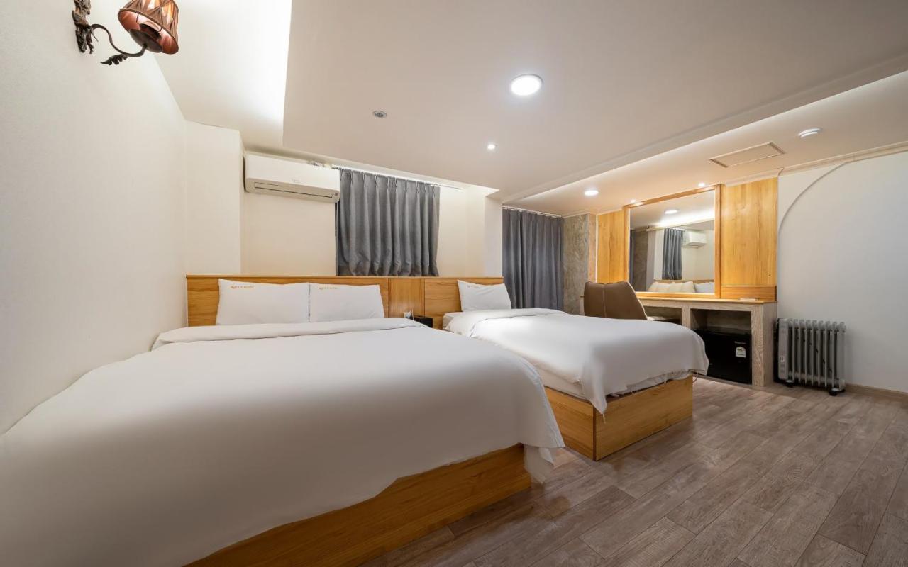 I.Y Hotel Szuvon Kültér fotó
